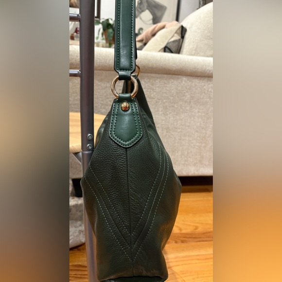 Michael Kors Pebble Leather Aria Hobo - Picture 4 of 17